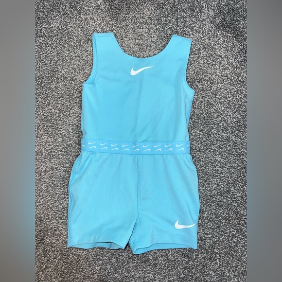 Nike Girls One Piece 3-4 years 4T - Picture 2 of 11